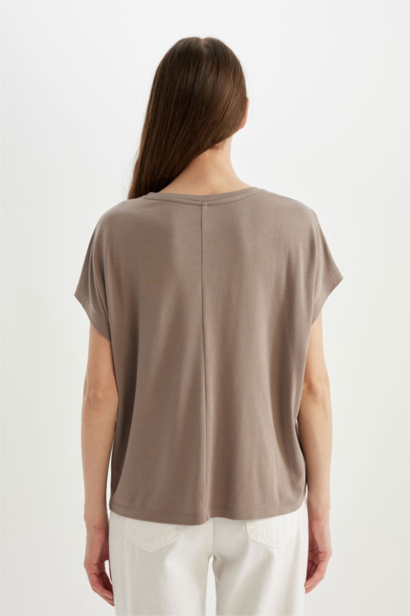 FEMME Beige T-Shirt en Modal à Manches Courtes et Col Rond