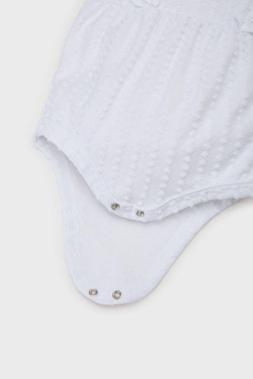 Kız Bebek Beyaz Bisiklet Yaka Kısa Kollu Çıtçıtlı Body Kız Bebek Yenidoğan