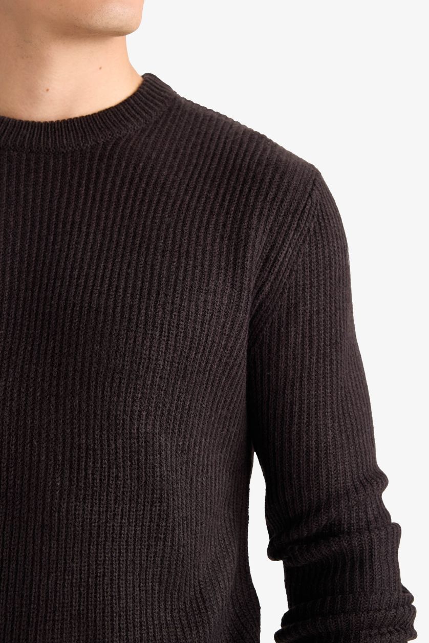 HOMME Marron Pull en tricot texturé à col rond Coupe standard