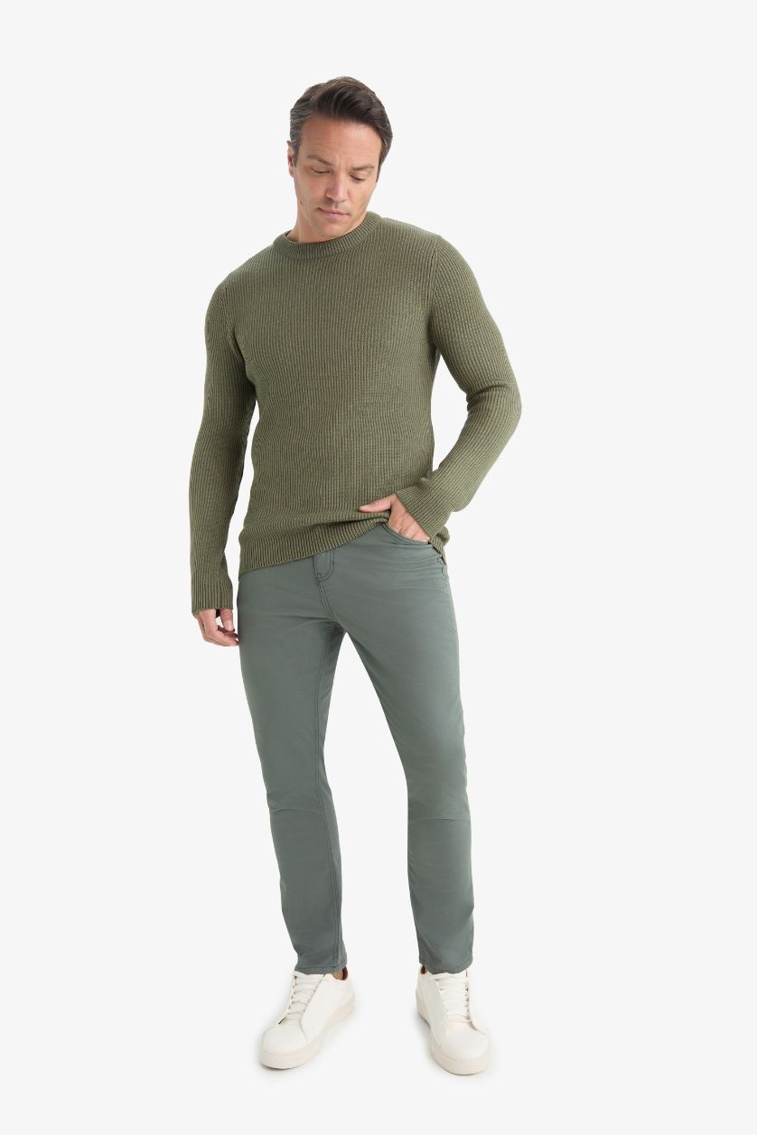 Erkek Haki Standart Fit Normal Kesim Bisiklet Yaka Dokulu Triko Kazak