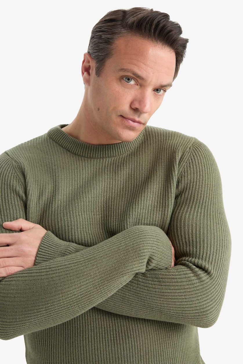 Erkek Haki Standart Fit Normal Kesim Bisiklet Yaka Dokulu Triko Kazak