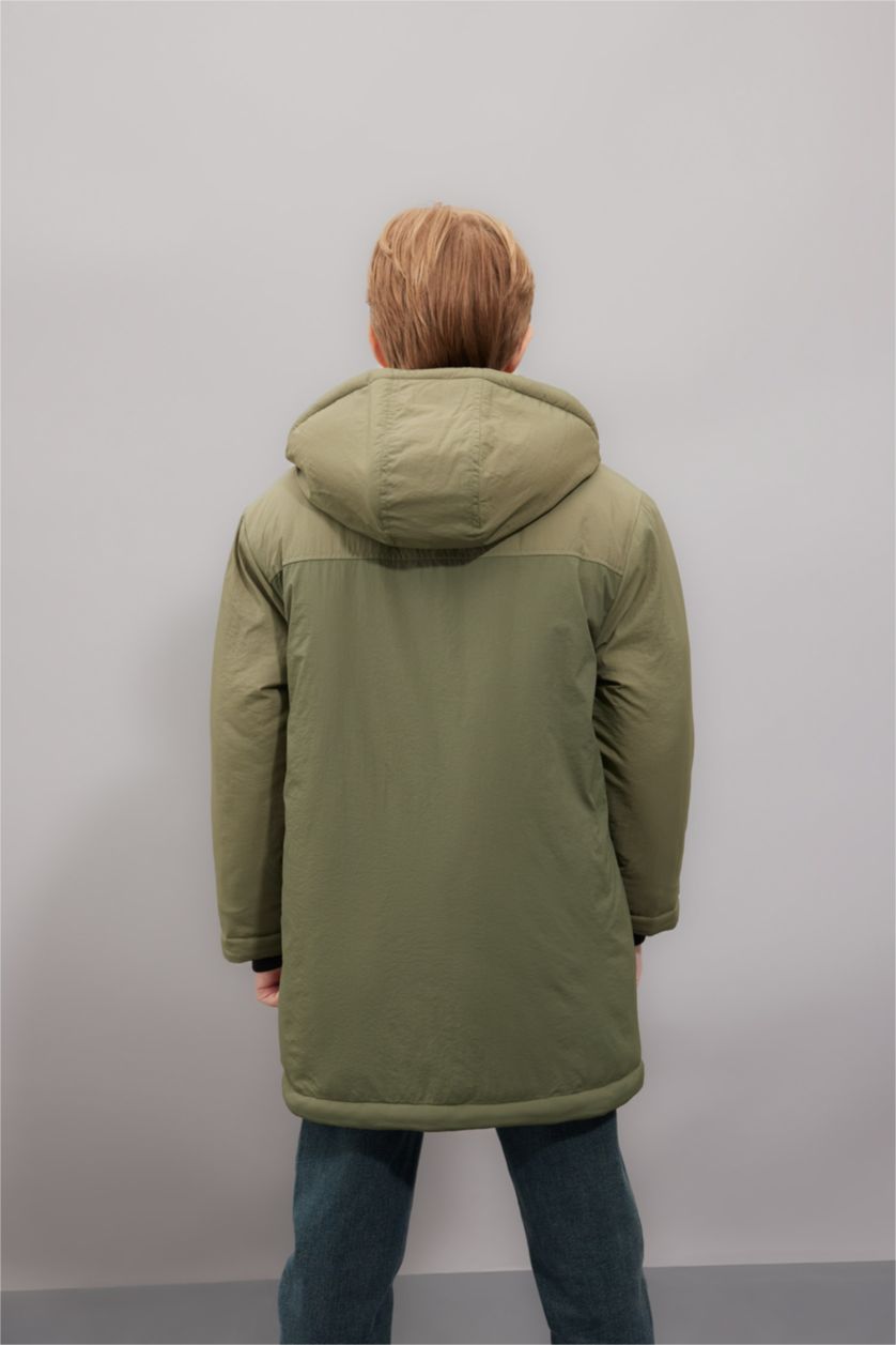 Erkek Çocuk - Genç Erkek Haki Su Geçirmez Kapüşonlu Fermuarlı Cepli Pelüş Astar Parka Erkek Çocuk