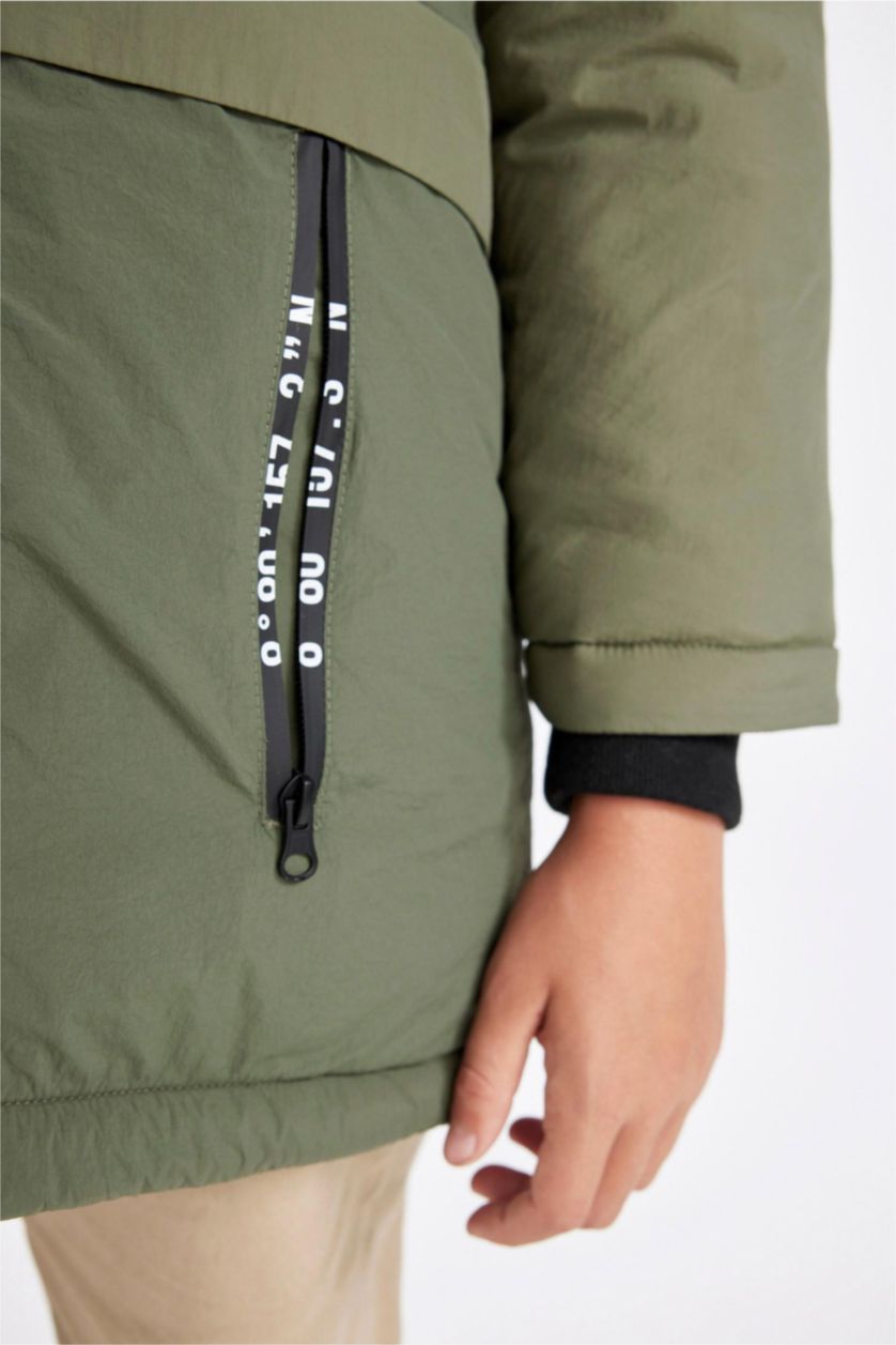 Erkek Çocuk - Genç Erkek Haki Su Geçirmez Kapüşonlu Fermuarlı Cepli Pelüş Astar Parka Erkek Çocuk