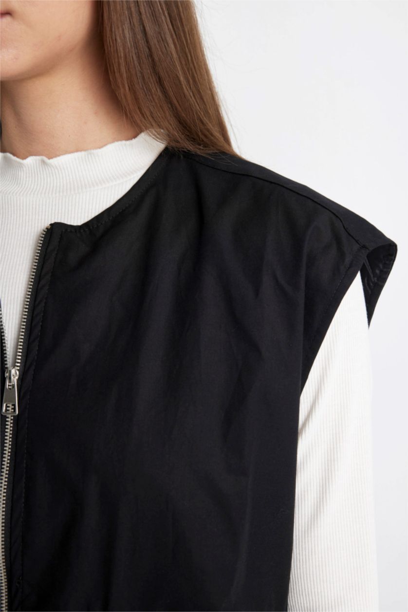 WOMAN Black Poplin Zipper Vest
