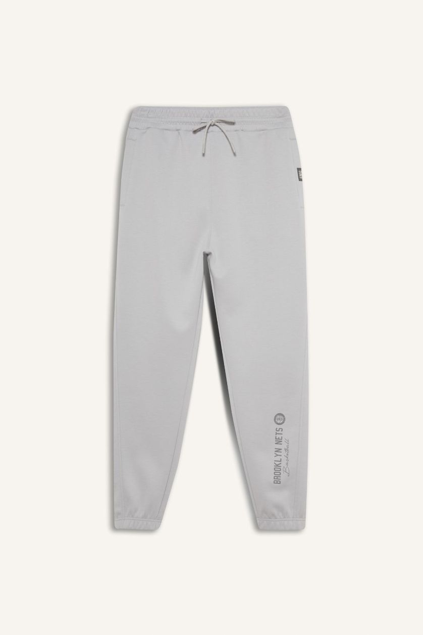 Erkek Açık Gri NBA Brooklyn Nets Standart Fit Cepli Düz Paça Skuba Dalgıç Kumaş Jogger