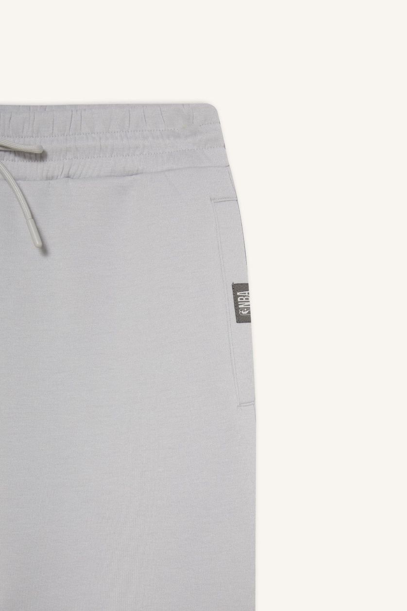 Erkek Açık Gri NBA Brooklyn Nets Standart Fit Cepli Düz Paça Skuba Dalgıç Kumaş Jogger