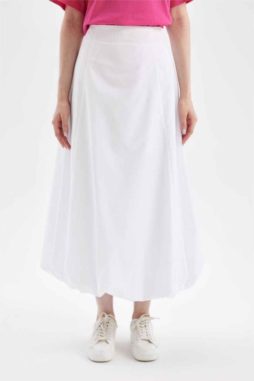 Woman White Balloon Fit Poplin Skirt
