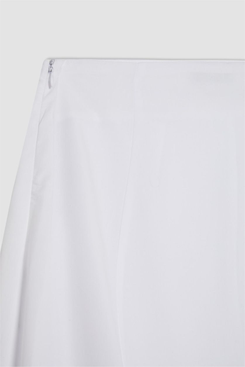 Woman White Balloon Fit Poplin Skirt