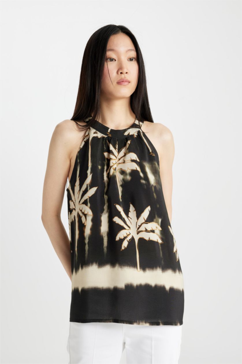 Kadın Siyah Regular Fit Halter Yaka Desenli Maroken Kolsuz Bluz