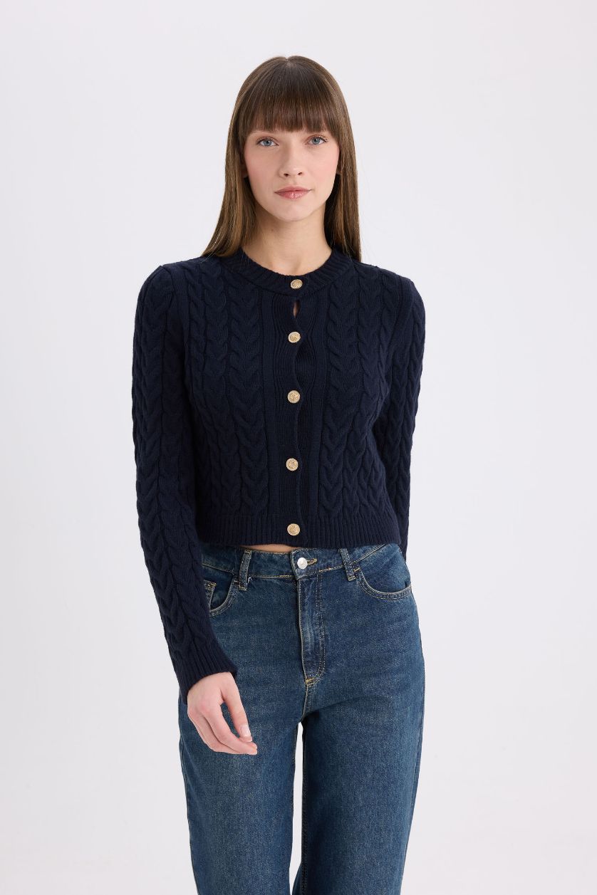 WOMAN NAVY Regular Fit Crew Neck Knitted Buttoned Knitwear Cardigan