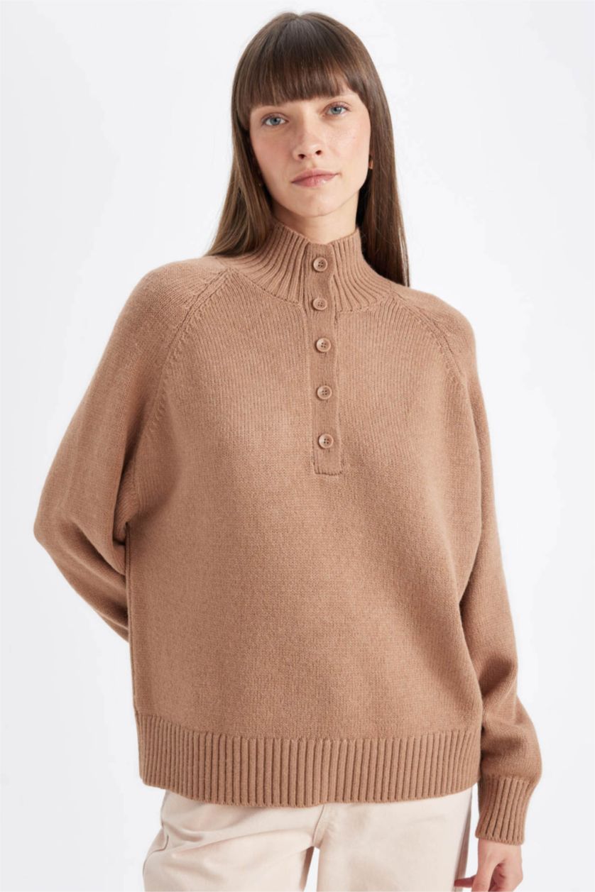 FEMME Beige Pull en tricot à col boutonné Coupe décontractée