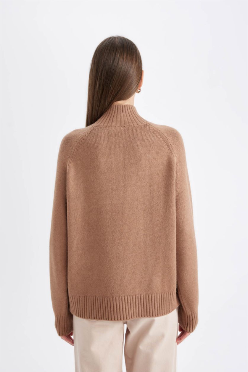 FEMME Beige Pull en tricot à col boutonné Coupe décontractée