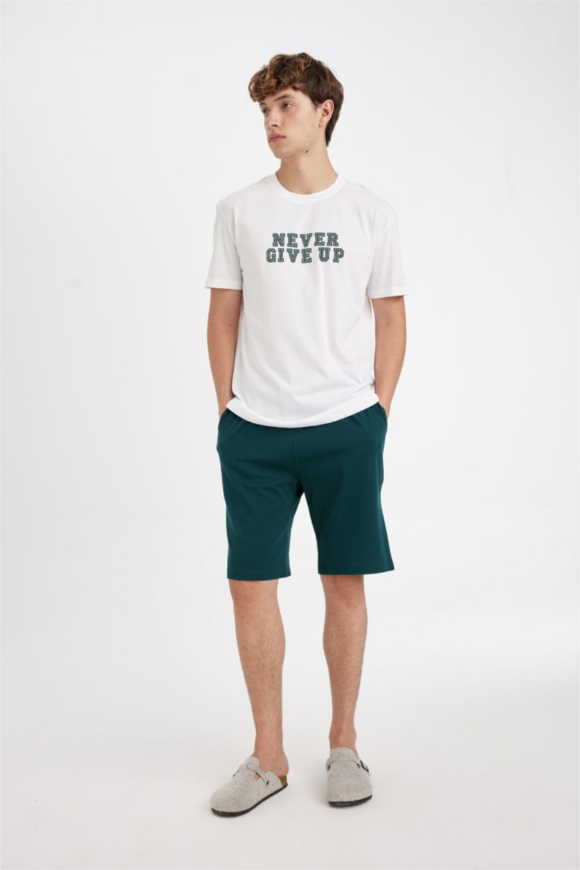 MAN White Regular Fit Printed 2 Piece Pajama Set