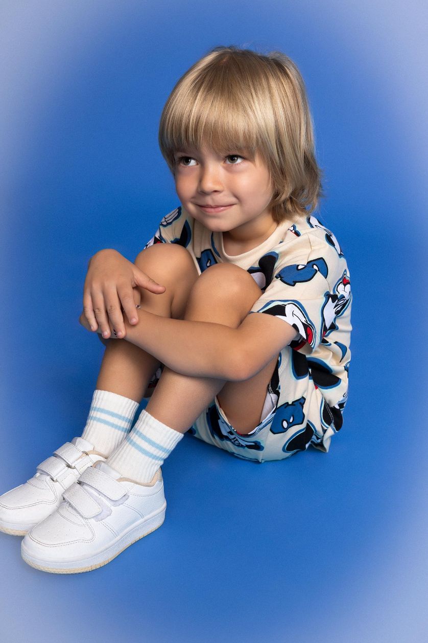 Erkek Bebek Beyaz Erkek Bebek Dikişsiz 5'li Pamuklu Uzun Çorap