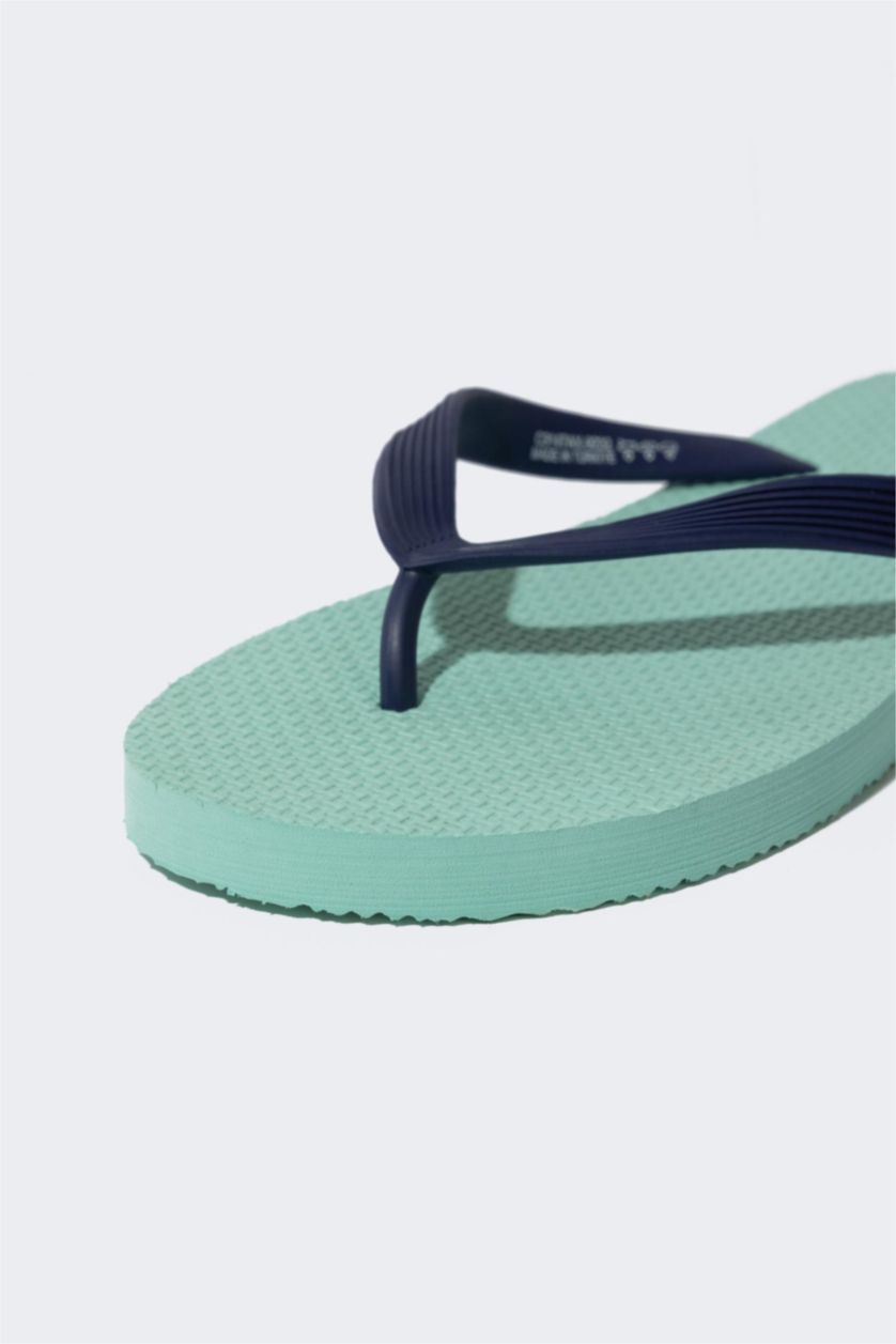 Man Light Green Man Flat Sole Faux Leather Flip Flop Slippers