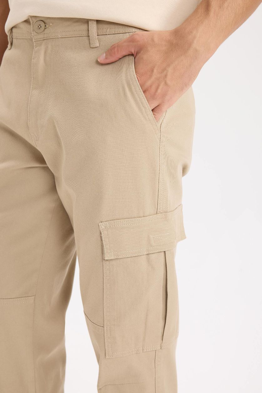 HOMME Beige Pantalon Cargo en Gabardine large à poches