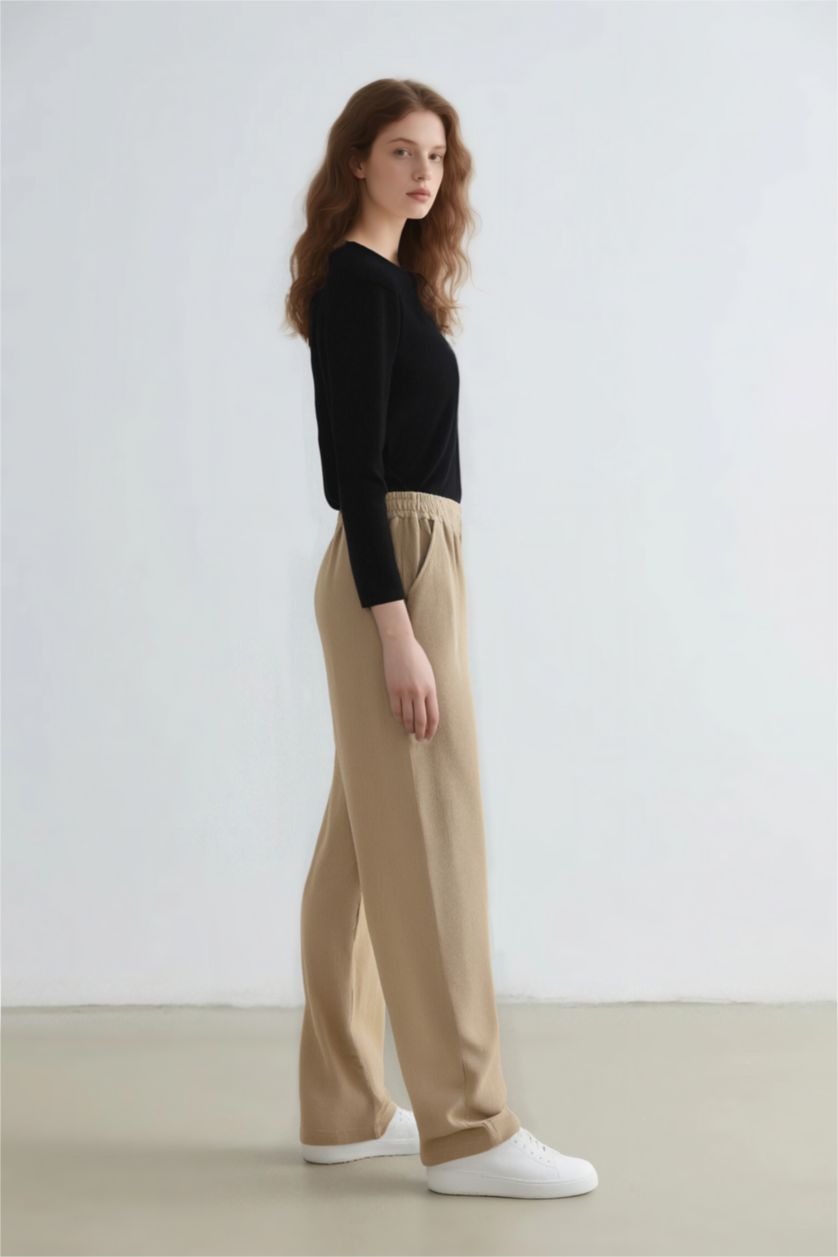 WOMAN Beige jogger Ankle Length Trousers