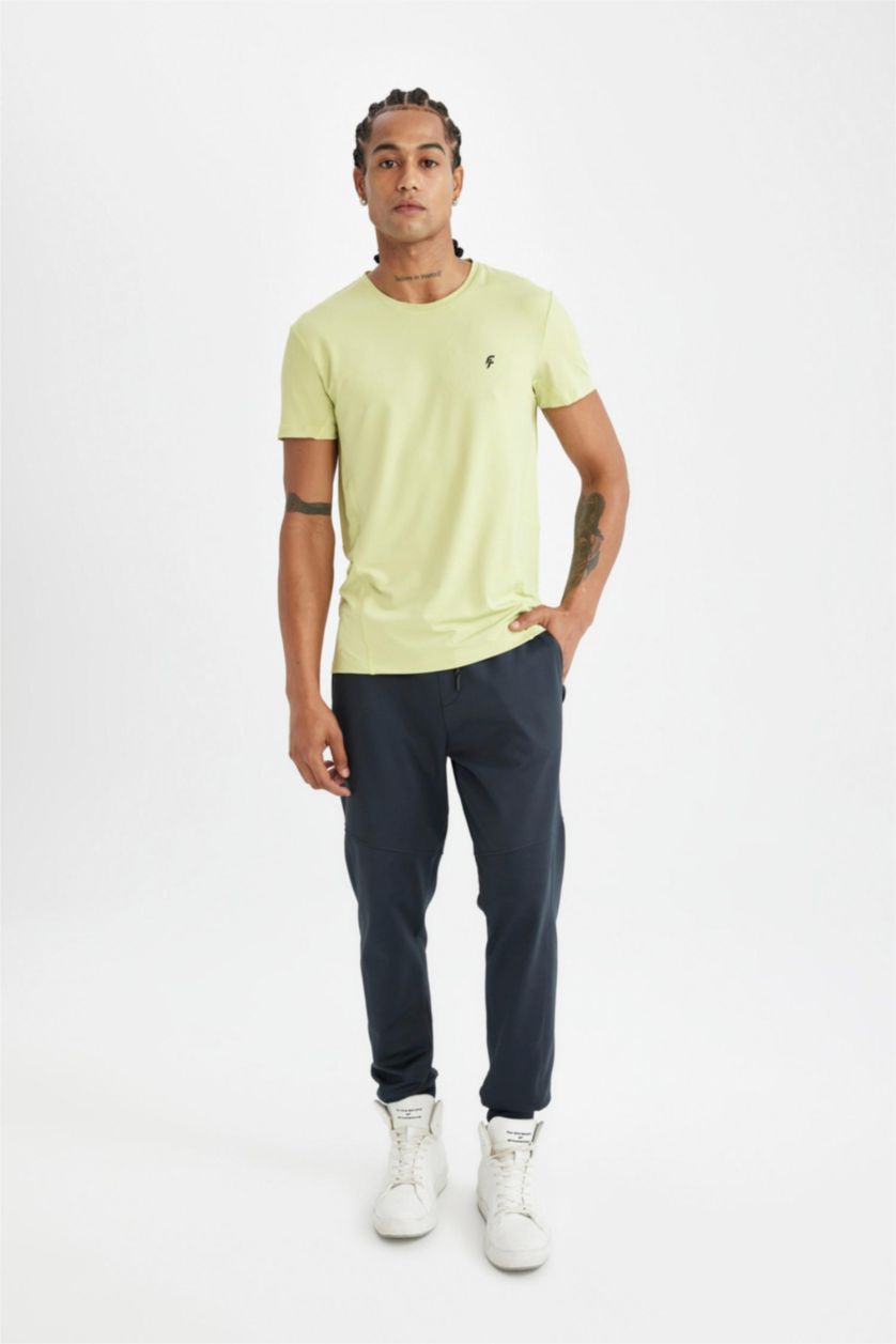 Erkek Açık Yeşil DeFactoFit Slim Fit Dar Kesim Bisiklet Yaka Sporcu Kısa Kollu Tişört