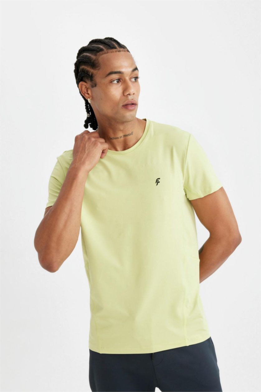 Erkek Açık Yeşil DeFactoFit Slim Fit Dar Kesim Bisiklet Yaka Sporcu Kısa Kollu Tişört