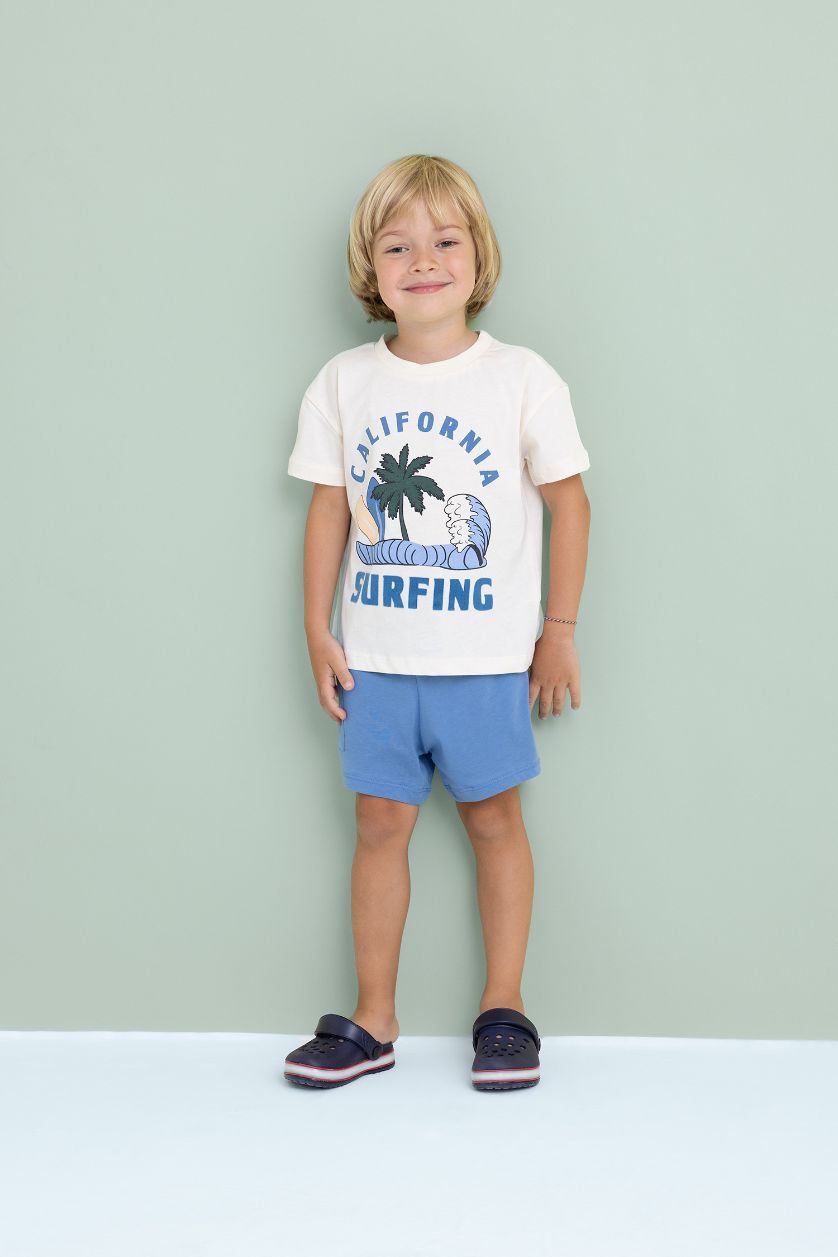 طفل صغير بيج فاتح سيت ولادي بطبعة نخيل - قطعتين