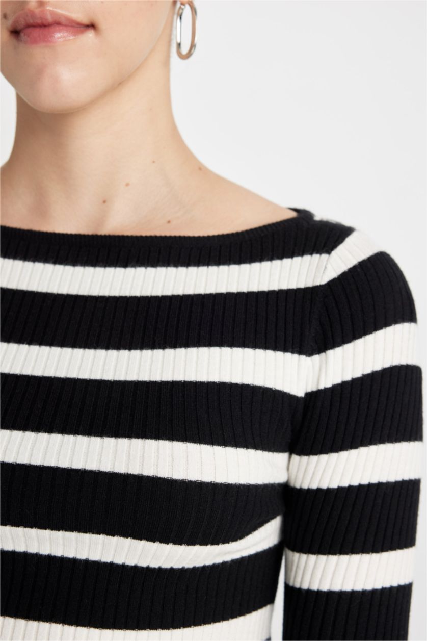 Әйелдерге қара слим пішімі қайық тәріздес жаға трикотаж Пулловер