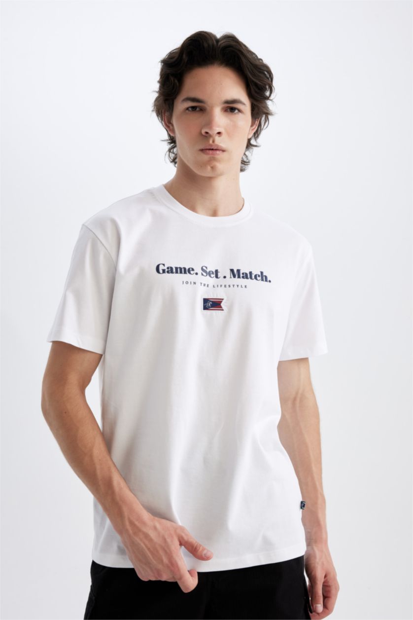 رجال أبيض تيشيرت نص كم قصة عادية برقبة مستديرة