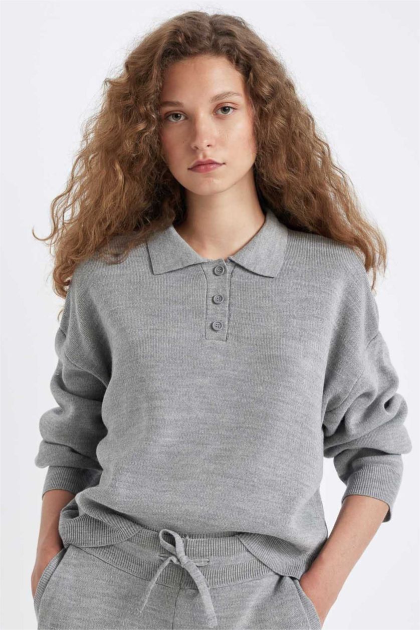 Kadın Gri Regular Fit Polo Yaka Düğmeli Basic Düz Triko Kazak