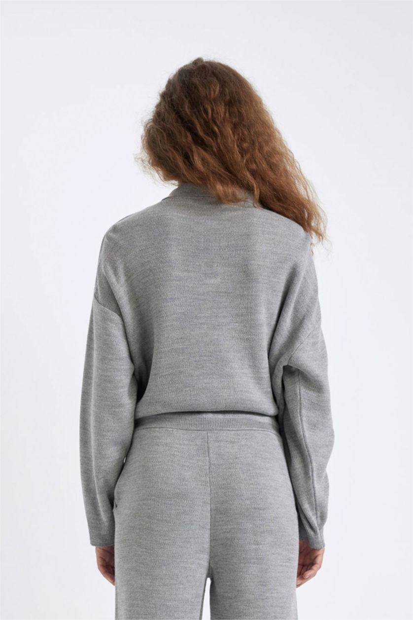 Kadın Gri Regular Fit Polo Yaka Düğmeli Basic Düz Triko Kazak