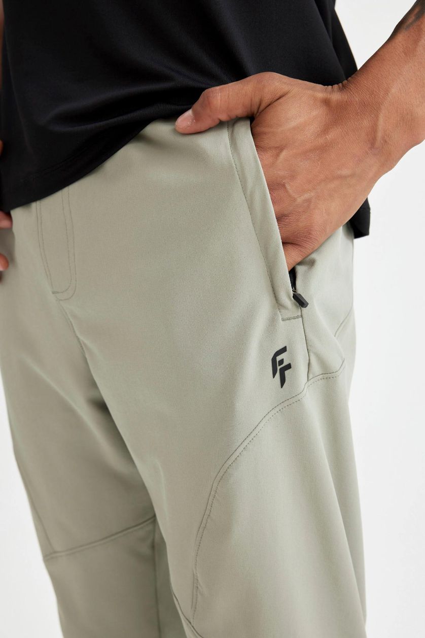 Erkek Açık Haki Sporcu Dokuma Pantolon Slim Fit Dar Kesim Çift Cepli Fermuarlı Paça