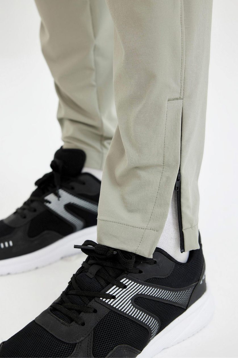 Erkek Açık Haki Sporcu Dokuma Pantolon Slim Fit Dar Kesim Çift Cepli Fermuarlı Paça