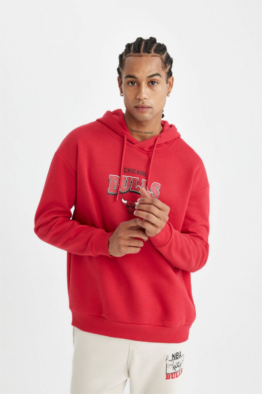 MAN Red DeFactoFit NBA Chicago Bulls Boxy Fit Hooded Thick Sweatshirt