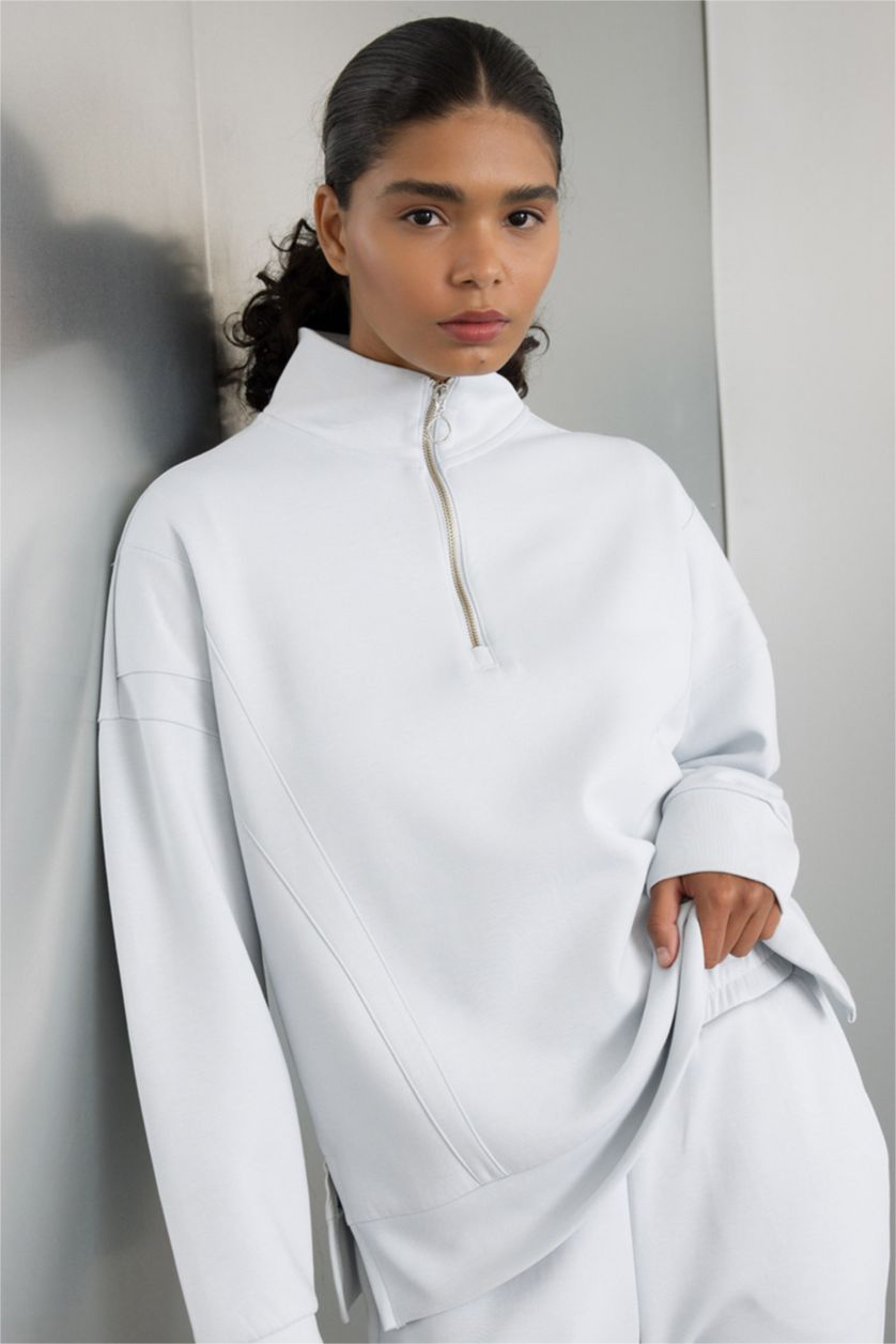 Woman Light Blue DeFactoFit Oversize Fit Scuba Fabric Sports Sweatshirt