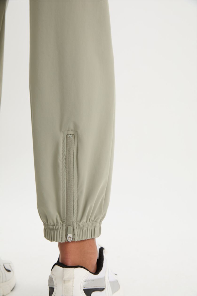 نساء كاكي فاتح Standard Fit Trousers