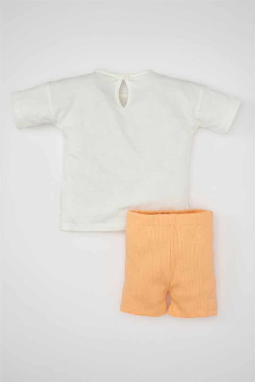 طفلة صغيرة اوف وايت طقم بيبي بناتي شورت تيشيرت منقط - قطعتين