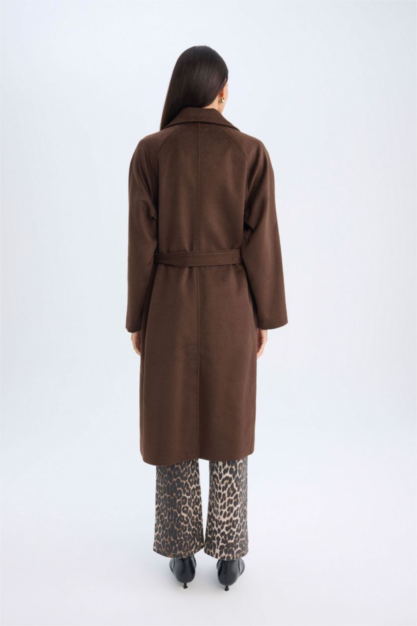 Kadın Kahve Yün Karışımlı Relax Fit Polo Yaka Düğmeli Kemerli Uzun Kaşe Kaban 