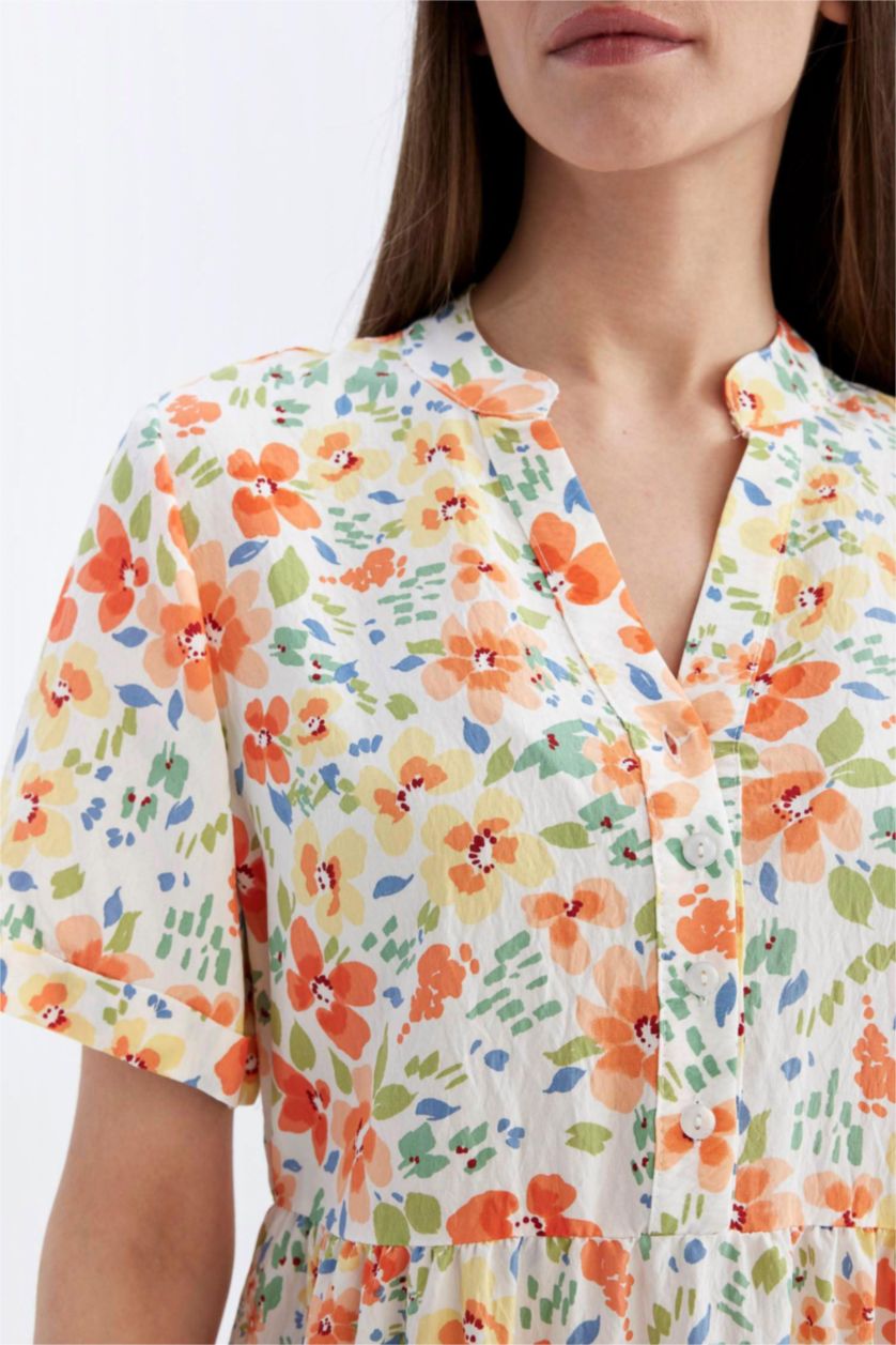 نساء بيج فاتح فستان ميدي تقليدي نص ردن بياخة V