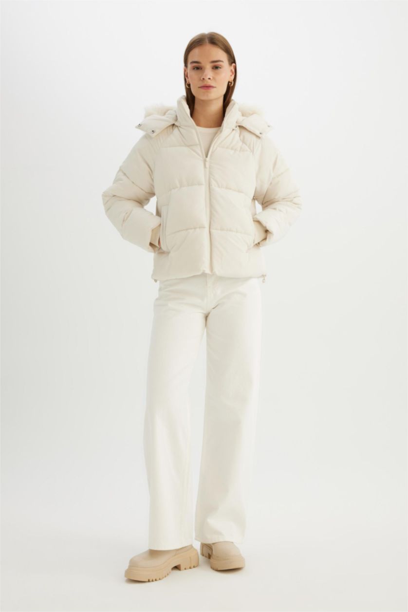 Женщины Бежевый Куртка стандартного кроя с капюшоном