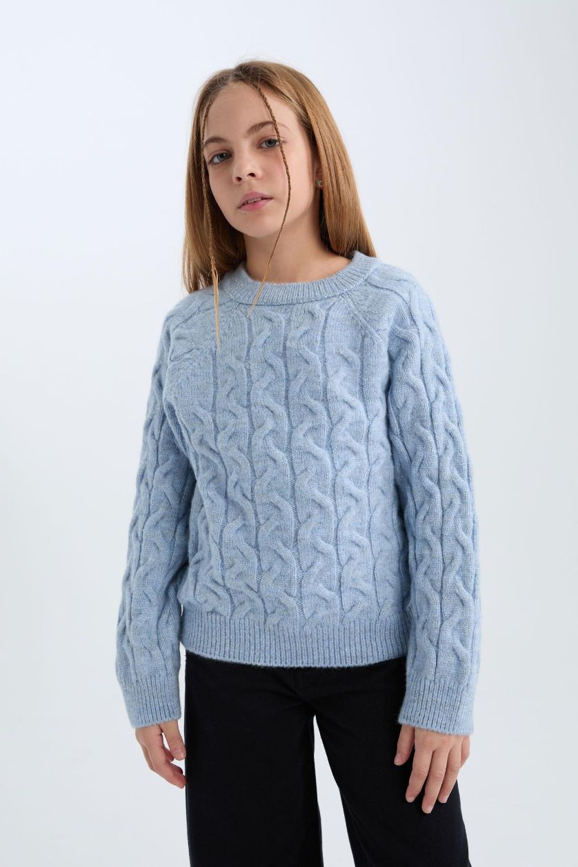 Kız Çocuk - Genç Kız Açık Mavi Standart Fit Bisiklet Yaka Saç Örgülü Triko Kazak Kız Çocuk