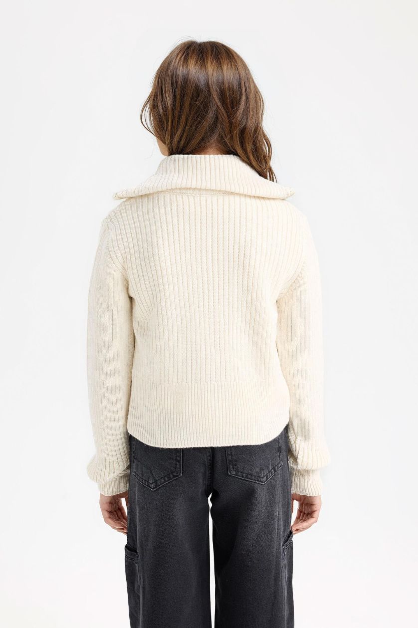 بنات بيج فاتح بلوفر قصة عادية بساق بسحاب