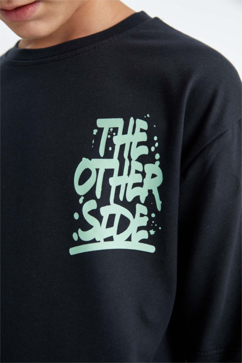 أولادي أنثرا تيشيرت اولادي كم طويل بطبعة حروف قصة عادية