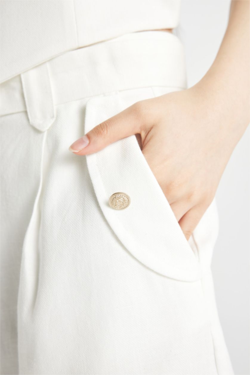 Kadın Kırık Beyaz Relax Fıt Yüksek Bel Crop Fit Keten Karışımlı Şort