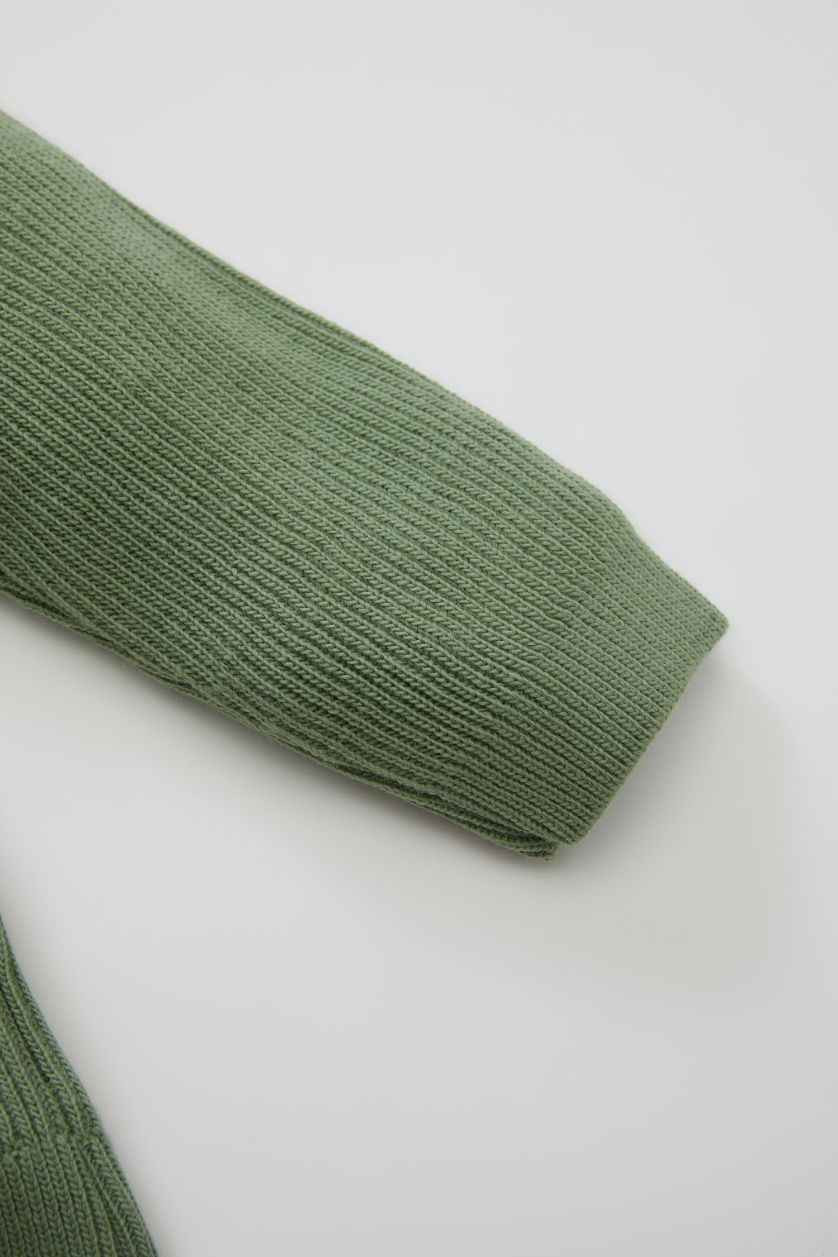 طفلة صغيرة أخضر طقم تريكو بيبي اولادي كارديجان وبنطلون قصة عادية - قطعتين