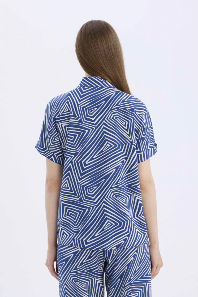 Kadın Koyu Mavi Regular Fit Desenli Kısa Kollu Gömlek