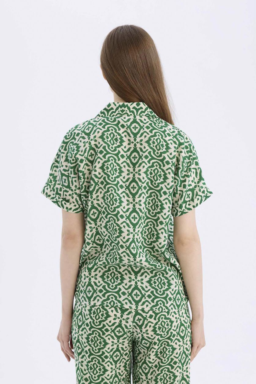 WOMAN Green Regular Fit Shirt Collar Short Sleeve Shirt