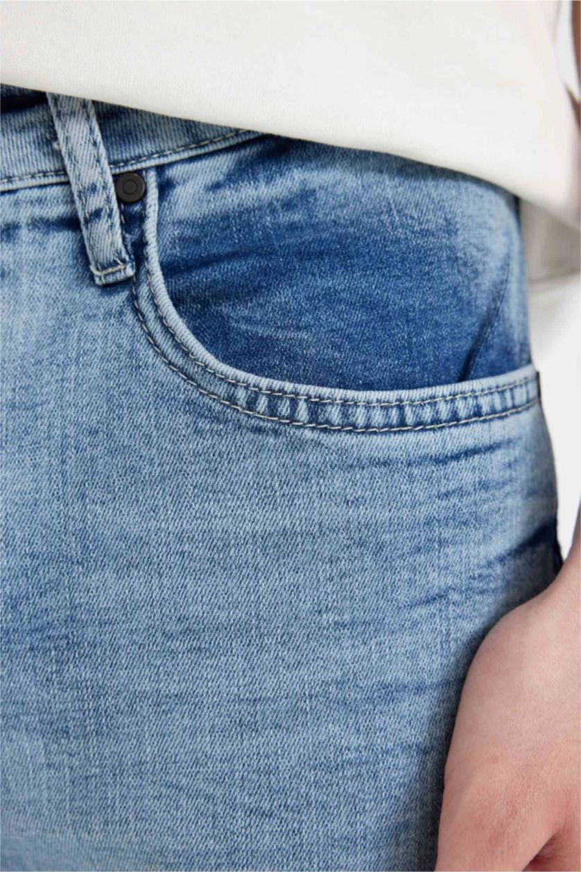 MAN Light Blue Skinny Crop Fit Tight Comfortable Fit Normal Waist Extra Narrow Leg Jeans