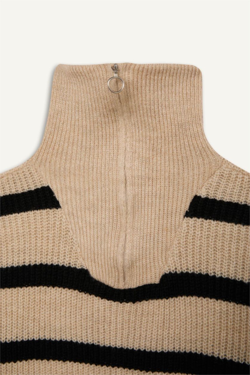 Kız Çocuk - Genç Kız Bej Standart Fit Dik Yaka Fermuarlı Çizgili Triko Kazak Kız Çocuk