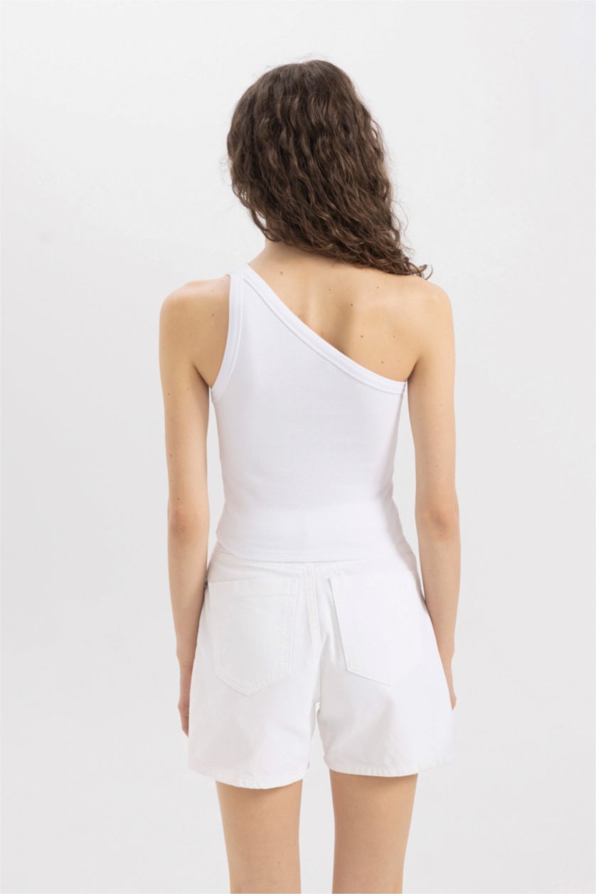 Woman White Slim Fit One Shoulder Ribbed Camisole Crop Top