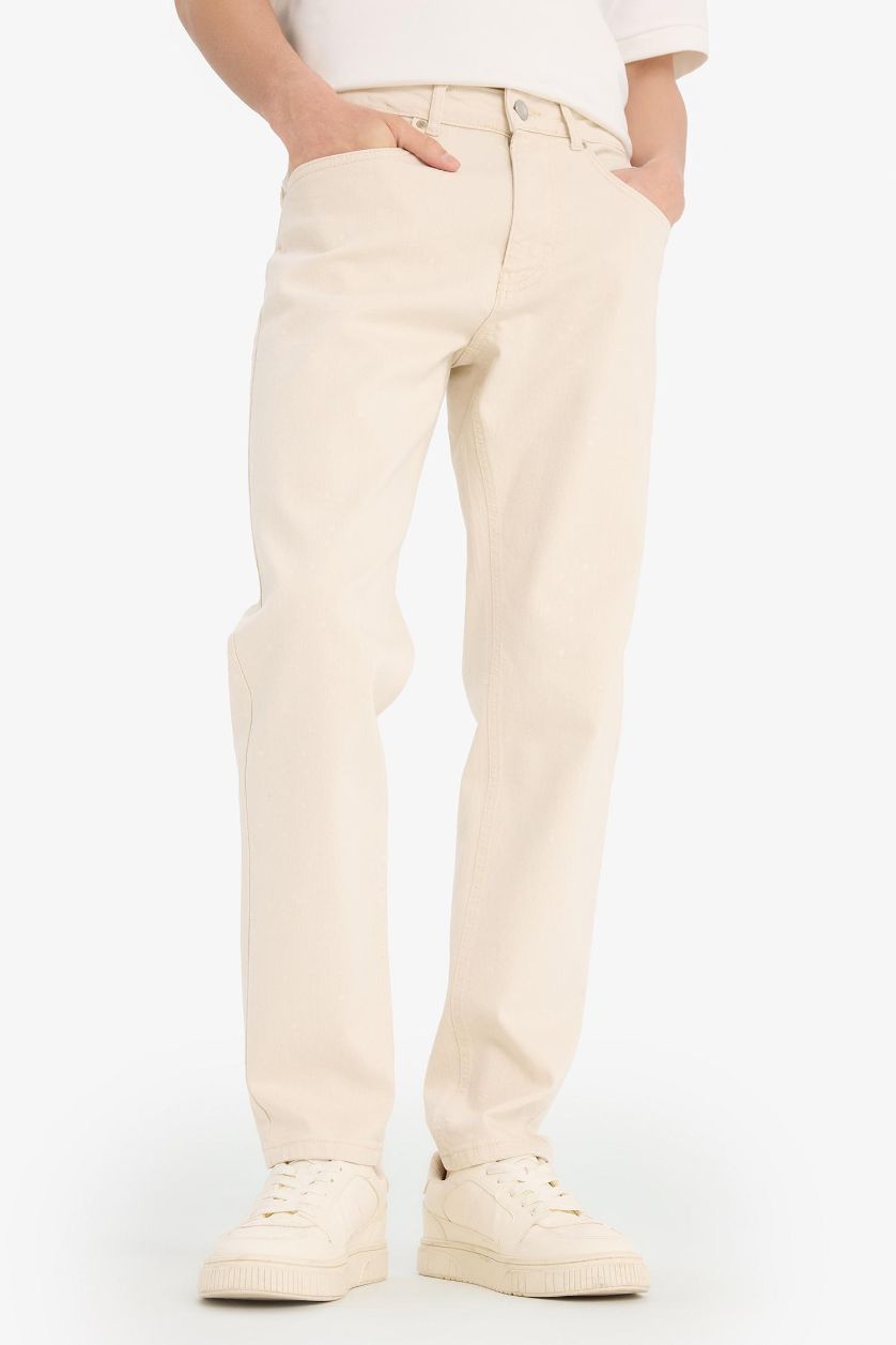 رجال اللون الرملي بنطرون جينز بساق ضيق