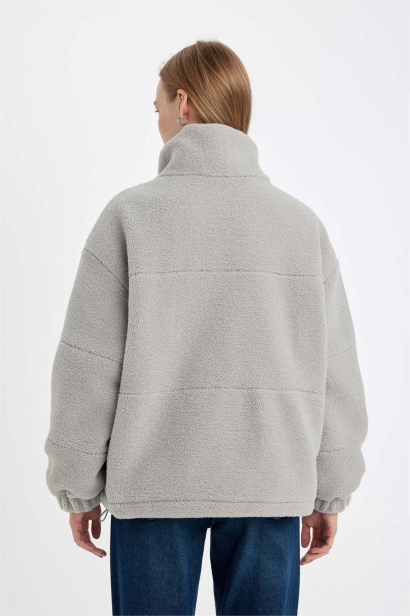 Kadın Açık Mavi Pelüş Mont Dik Yaka Fermuarlı Cepli Etek Ucu Ayarlanabilir Lastikli