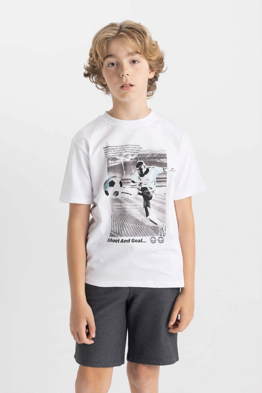 أولاد أبيض سيت ولادي شورت وتيشيرت - قطعتين